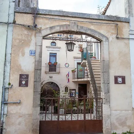 Degli Avi, In Museo Diffuso * Modica