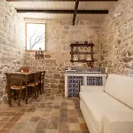 Appartement Case-grotte Degli Avi, Esperienza Abitativa In Grotta