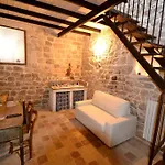 Appartement Case-grotte Degli Avi, Esperienza Abitativa In Grotta