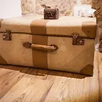 Case-grotte Degli Avi, Esperienza Abitativa In Grotta * Modica