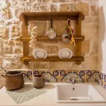 Case-grotte Degli Avi, Esperienza Abitativa In Grotta