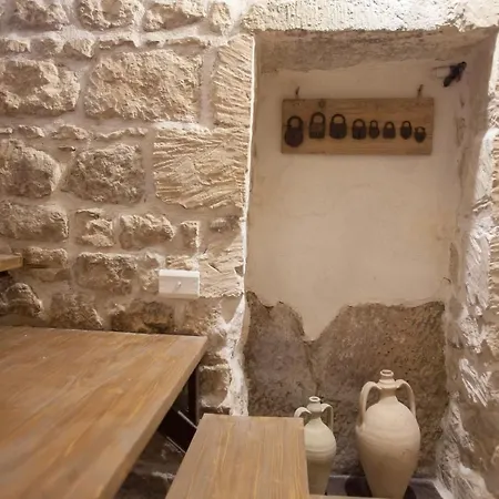 アパート Case-grotte Degli Avi, Esperienza Abitativa In Grotta