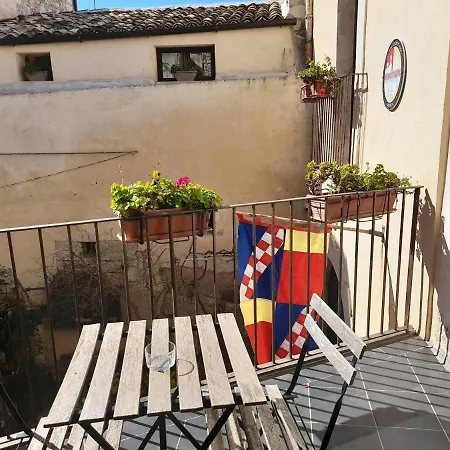 Case-grotte Degli Avi, Esperienza Abitativa In Grotta * Modica