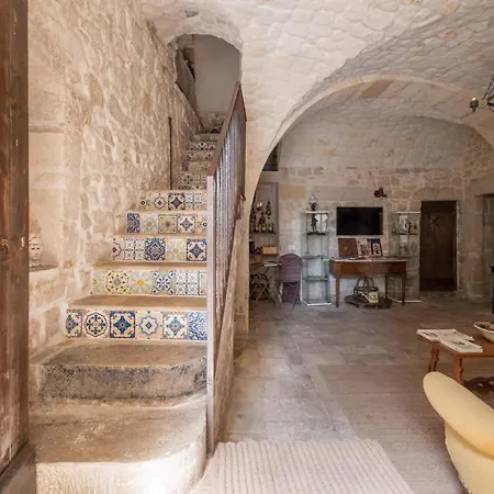 Appartement Case-grotte Degli Avi, Esperienza Abitativa In Grotta *