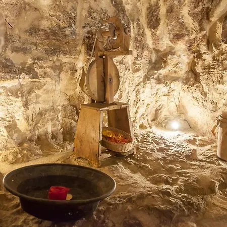 Case-grotte Degli Avi, Esperienza Abitativa In Grotta Apartment Modica